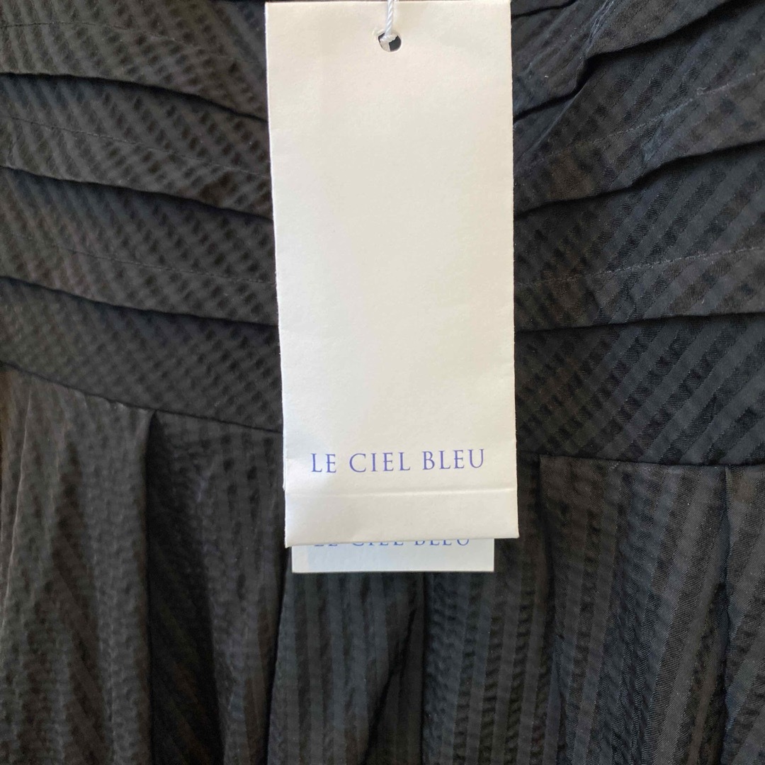 LE CIEL BLEU(ルシェルブルー)の新品タグ付き LE CIEL BLEU パフスリーブ エンパイア ワンピース レディースのワンピース(ロングワンピース/マキシワンピース)の商品写真