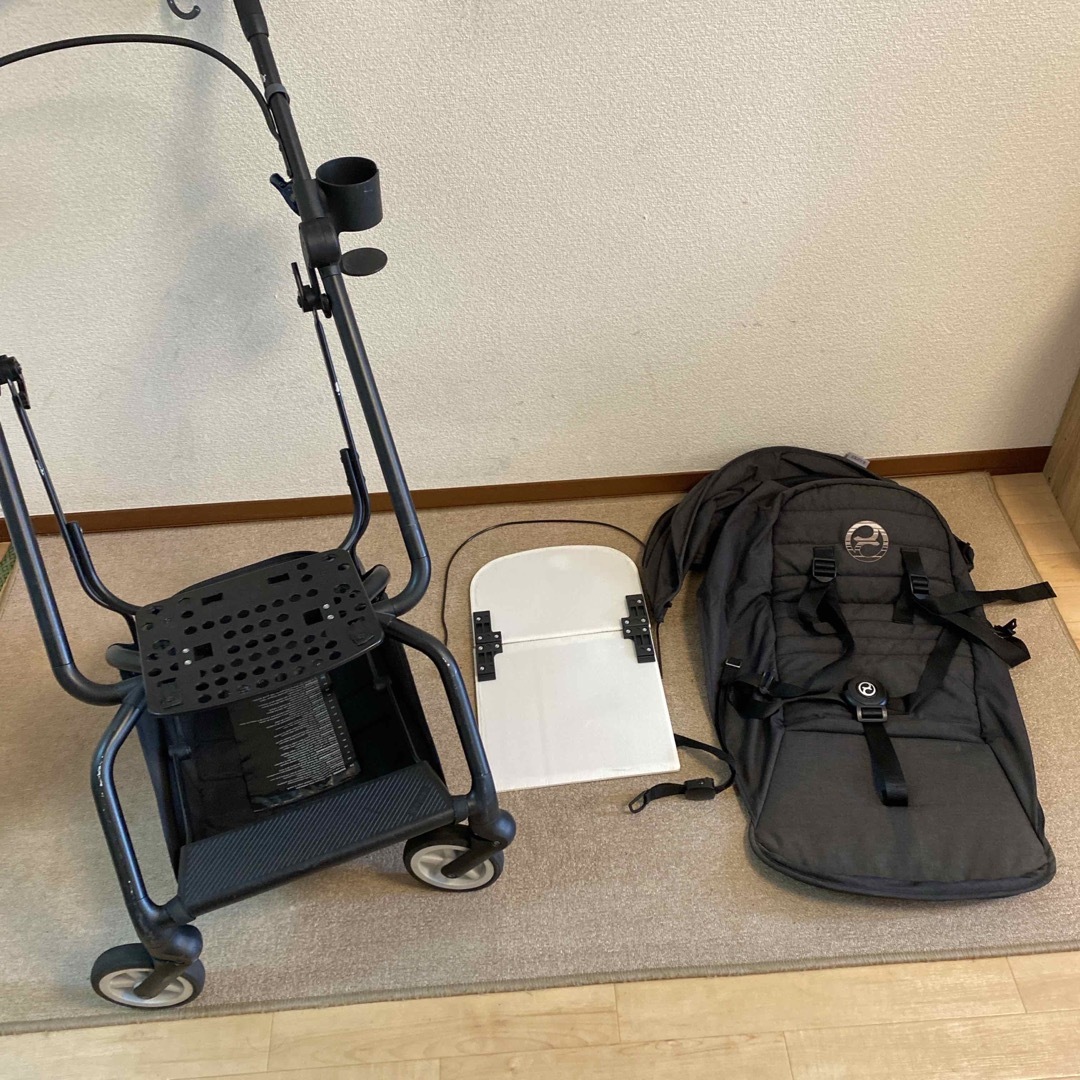 cybex - 人気‼️【美品】cybex サイベックス EEZY S ／軽い最軽量の