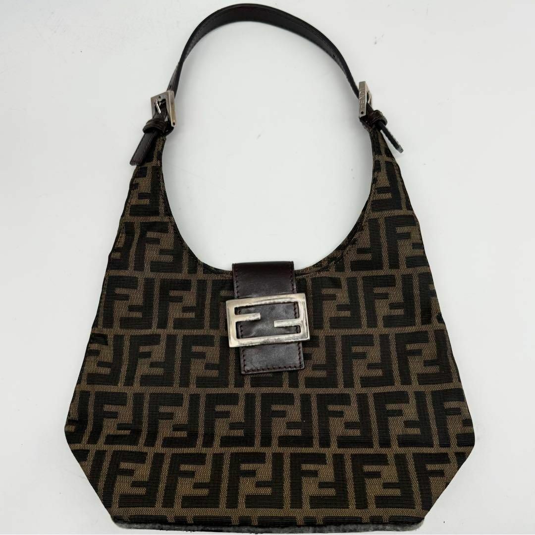 FENDI - 【超希少✨】FENDI マンマバケット ズッカ ワンショルダーの