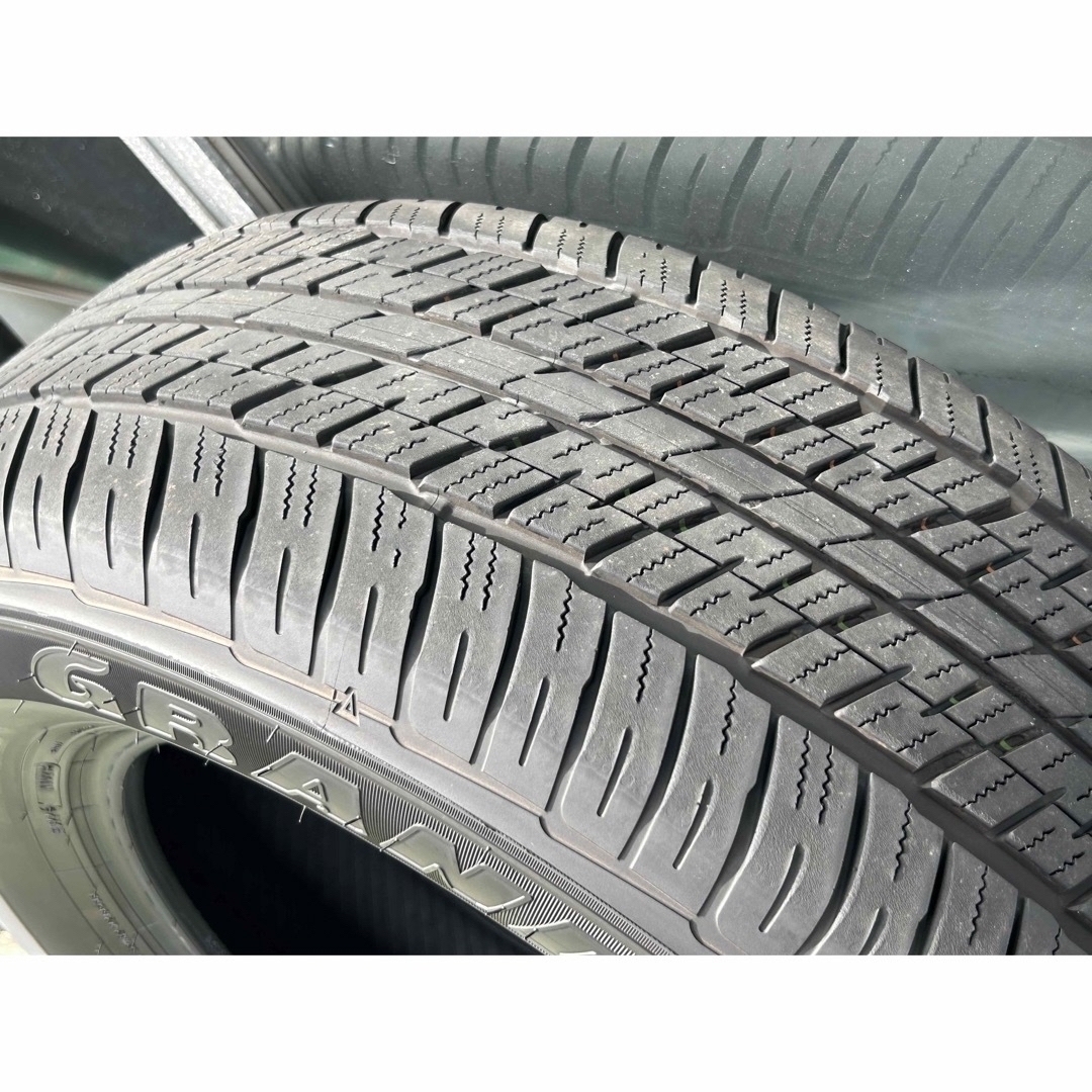 DUNLOP(ダンロップ)の引取歓迎 265/65R18 4本ダンロップ グランドレック1000km使用良品 自動車/バイクの自動車(タイヤ)の商品写真