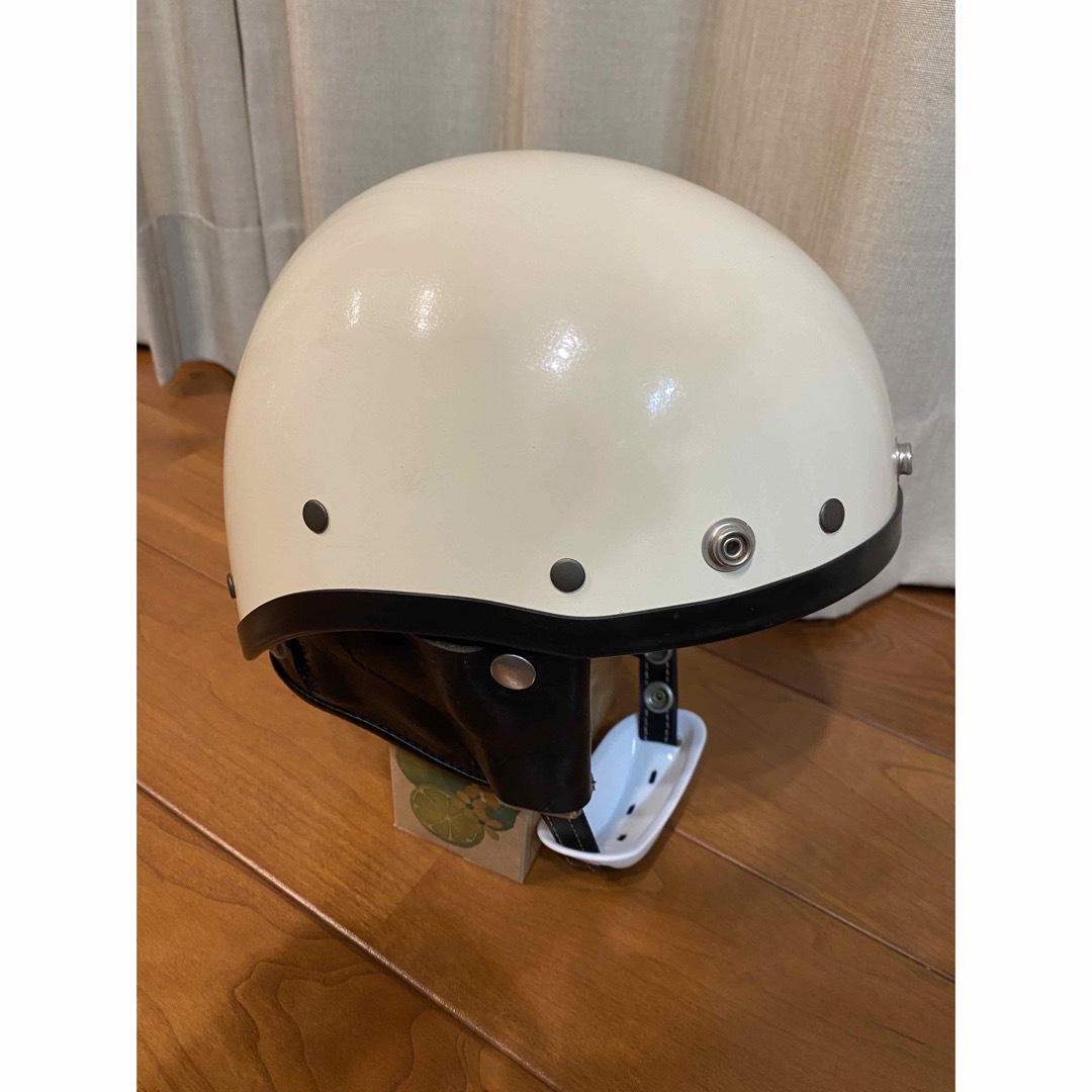 ノマドクロージング黒いバイザー付きヘルメット ビンテージ 正式 ノマドクロージング黒いバイザー付きヘルメット ビンテージ 正式