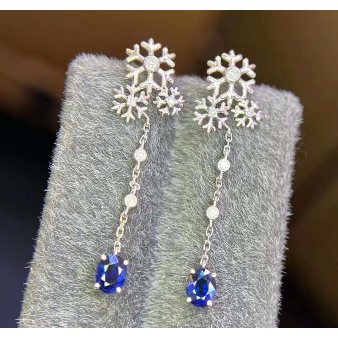 0.85ct 天然　サファイア　ダイヤモンドピアス　デザインピアス　k18