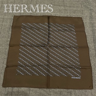 エルメス(Hermes)のHERMES エルメス プチカレ シルク ハンカチ ロゴ(ハンカチ)