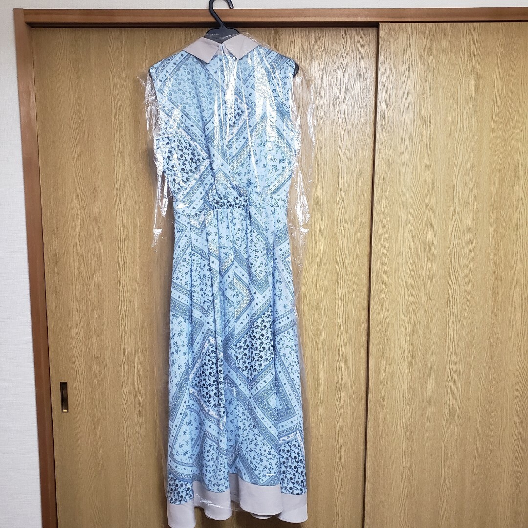 【美品】EmiriaWiz スカーフ柄 ロングワンピース ブルー M 愛沢えみり