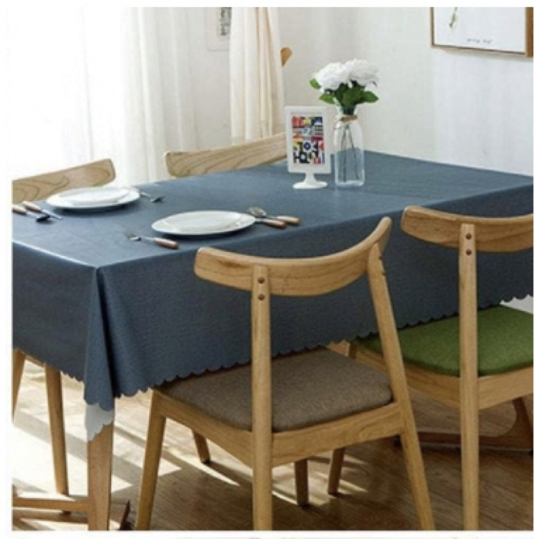 テーブルクロス 長方形 撥水  PVC 北欧風 無地  ダークブルー インテリア/住まい/日用品のキッチン/食器(テーブル用品)の商品写真
