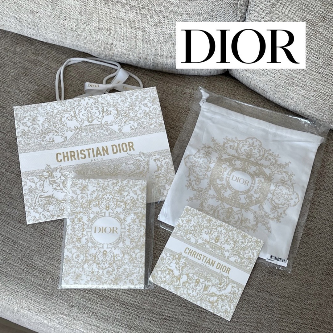 Dior(ディオール)のDIOR ディオール　ホリディ2023 巾着袋 ノート ショッパー セット インテリア/住まい/日用品の文房具(ノート/メモ帳/ふせん)の商品写真