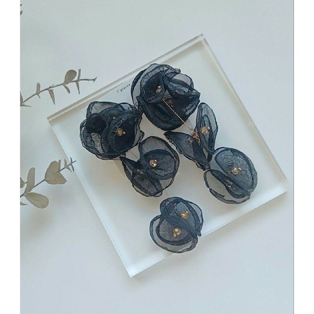 シフォン ピアス イヤリング ブライダル ブラック ハンドメイド ハンドメイドのアクセサリー(ピアス)の商品写真