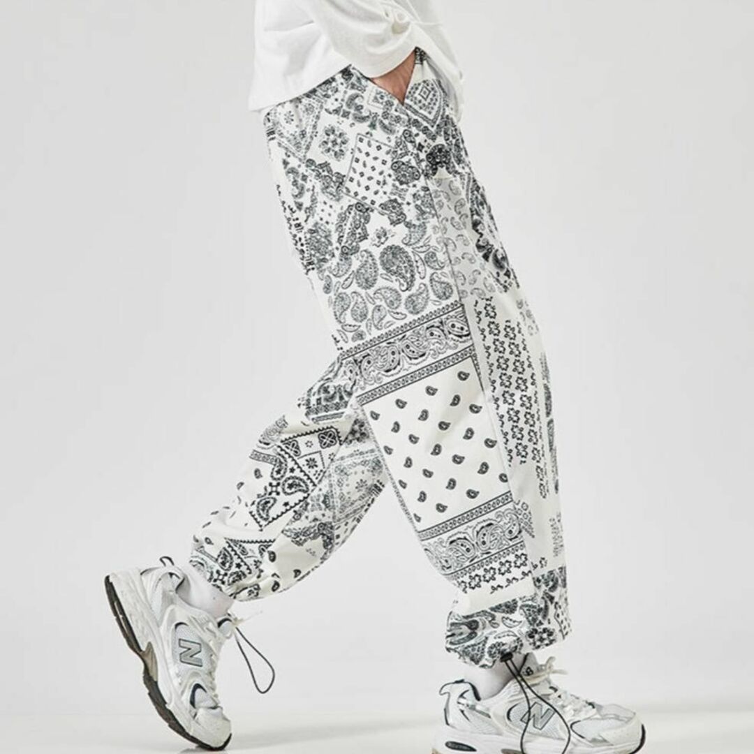 【000652L】ワイド シルエット ペイズリー ダンス衣装カーゴパンツホワイト レディースのパンツ(カジュアルパンツ)の商品写真