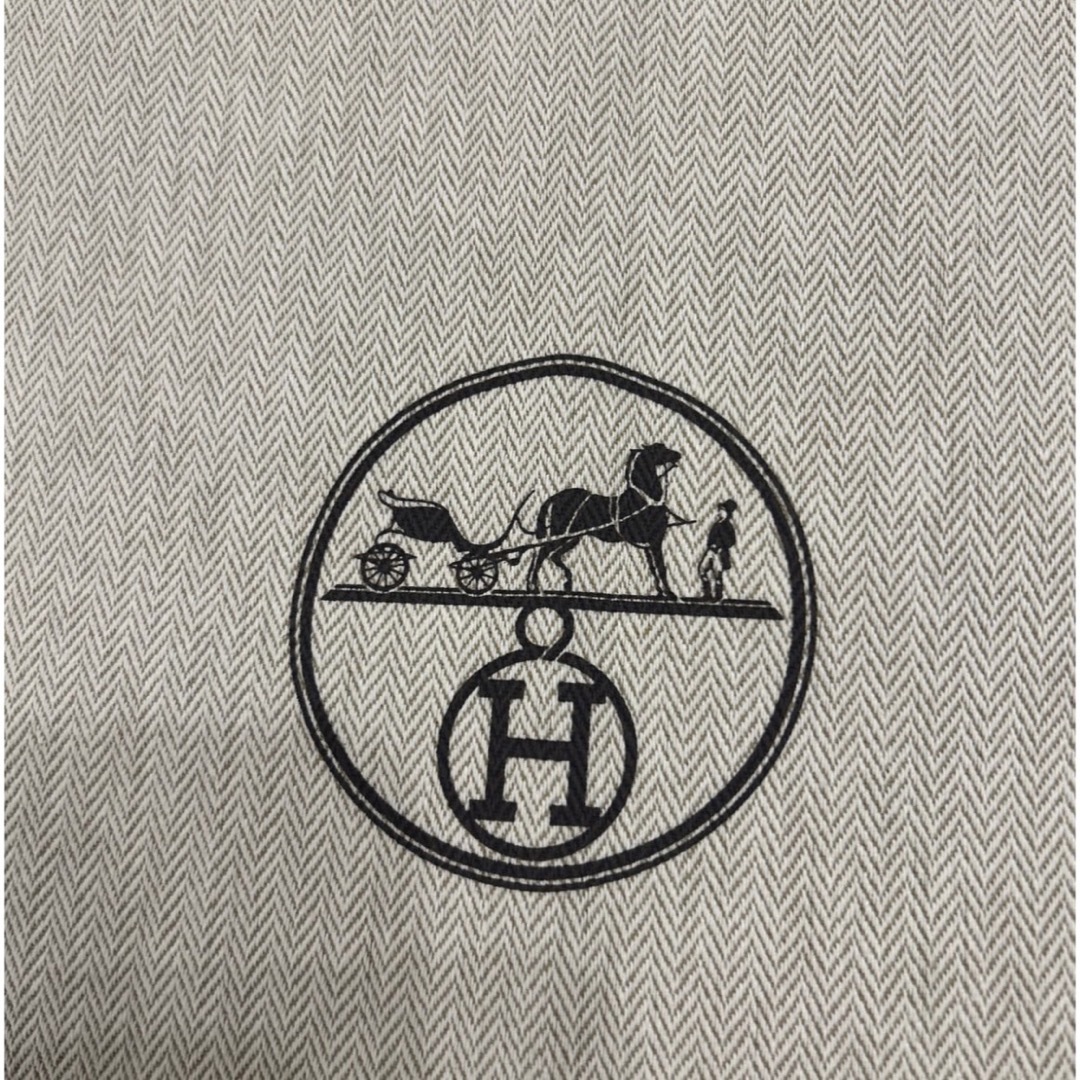 Hermes(エルメス)のHERMES エルメス　保存袋　巾着袋　ヘリンボーン レディースのバッグ(ショップ袋)の商品写真