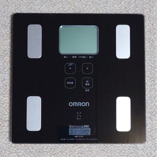 オムロン(OMRON)のOMRON 体重体組成計 HBF-215F(体重計/体脂肪計)