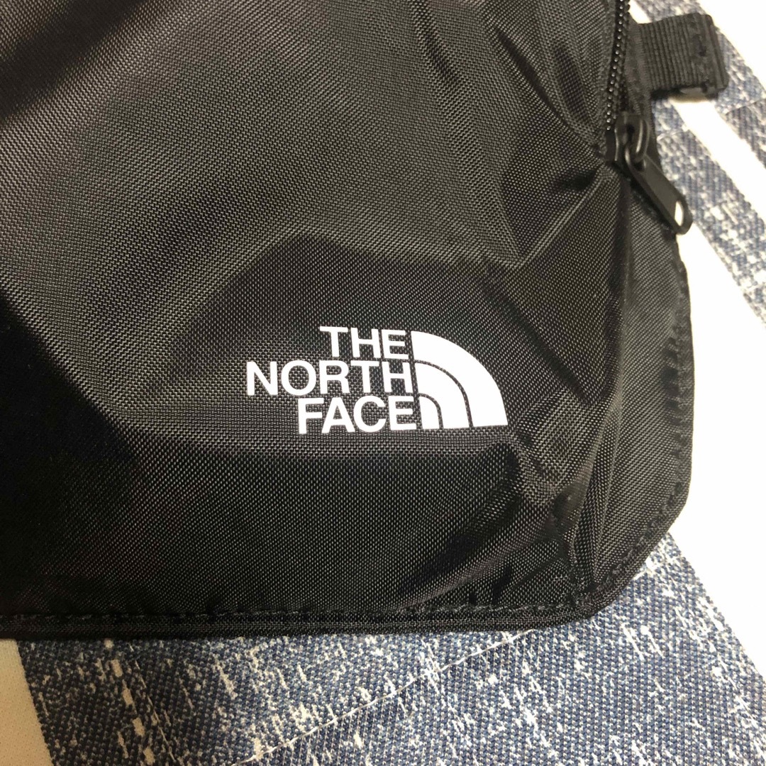 THE NORTH FACE(ザノースフェイス)のTHE NORTH FACE  バックインバック メンズのバッグ(ショルダーバッグ)の商品写真