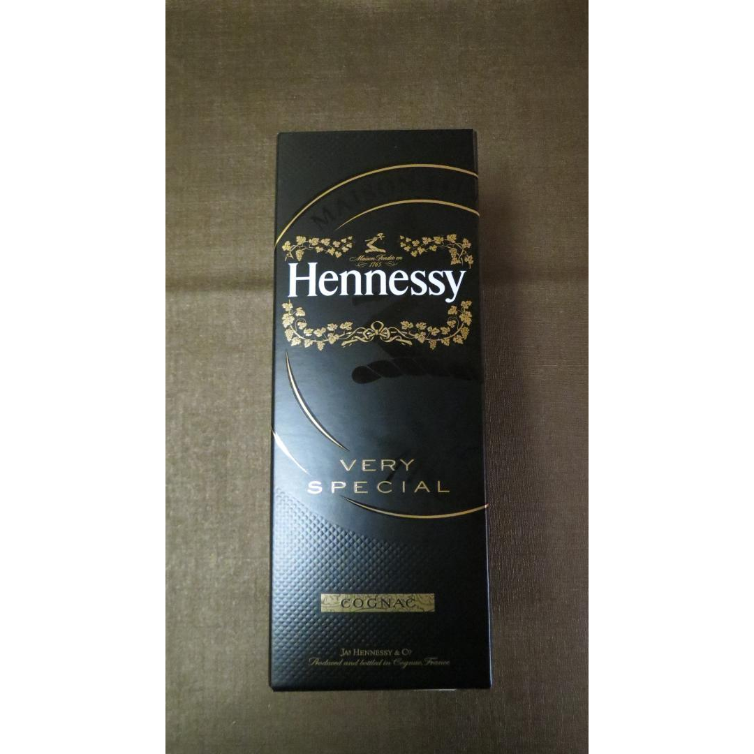 ヘネシー(ヘネシー)のヘネシー (Hennessy very special）ブランデー ウィスキー 食品/飲料/酒の酒(ブランデー)の商品写真