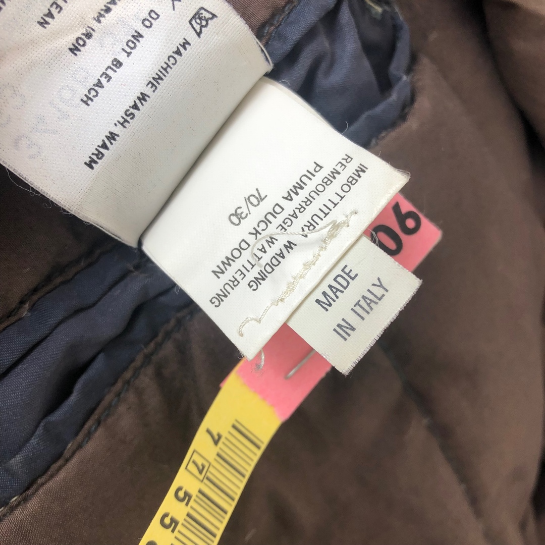 MONCLER(モンクレール)のイタリア製　メンズ　コート　コットン100%  ダウンコート　seventy メンズのジャケット/アウター(モッズコート)の商品写真