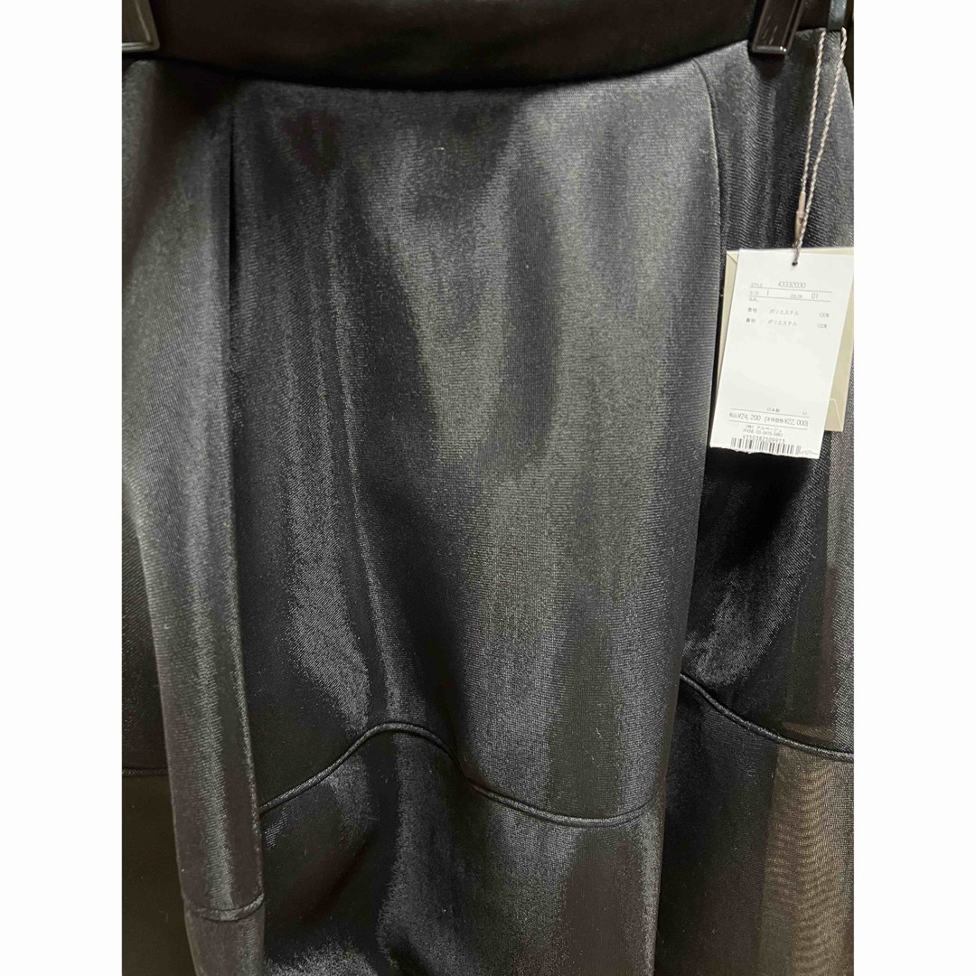 JUSGLITTY(ジャスグリッティー)のyuu様専用 新品 JUSGLITTY シアーフォルムスカート 黒 S レディースのスカート(ロングスカート)の商品写真