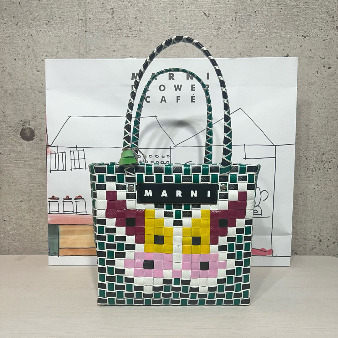 Marni(マルニ)の新品　MARNI マルニ　ピクニックバッグ　カゴバック　バタフライ　グリーン レディースのバッグ(かごバッグ/ストローバッグ)の商品写真