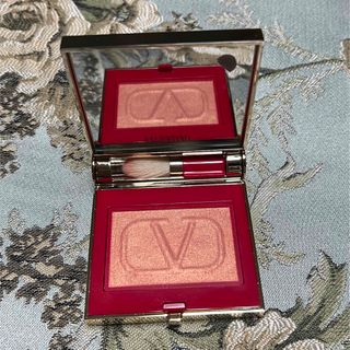 ヴァレンティノ(VALENTINO)のヴァレンティノ ビューティ アイ2チーク スタースタッズエディション 111(チーク)