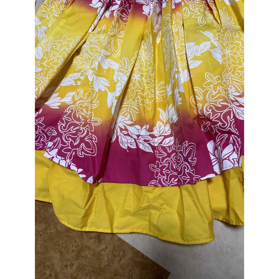 ハワイアン フラダンス スカート レディースのスカート(ひざ丈スカート)の商品写真