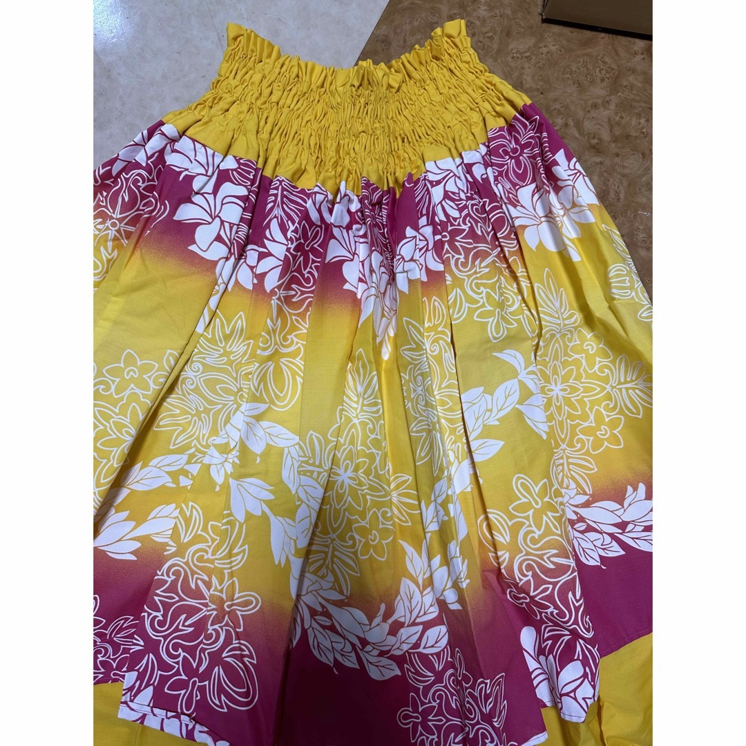 ハワイアン フラダンス スカート レディースのスカート(ひざ丈スカート)の商品写真