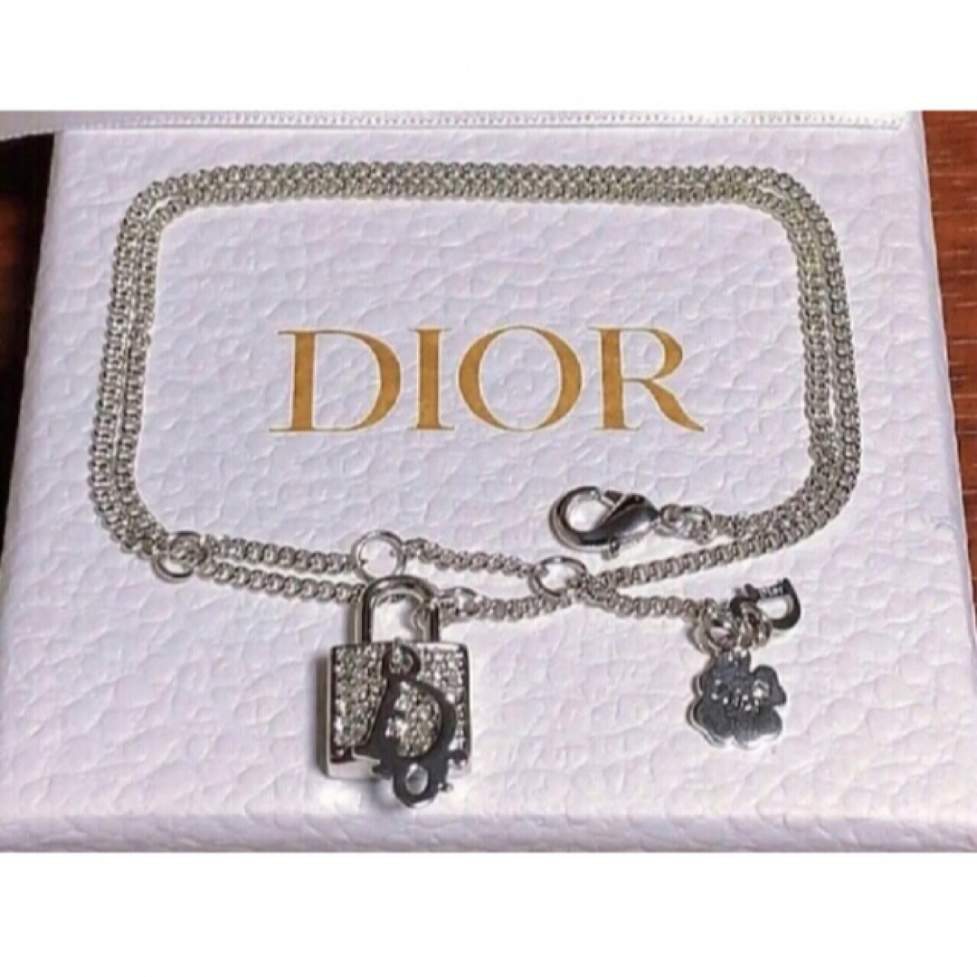 Dior ネックレス ストーン ロゴ Silver 南京錠 キラキラ 可愛い