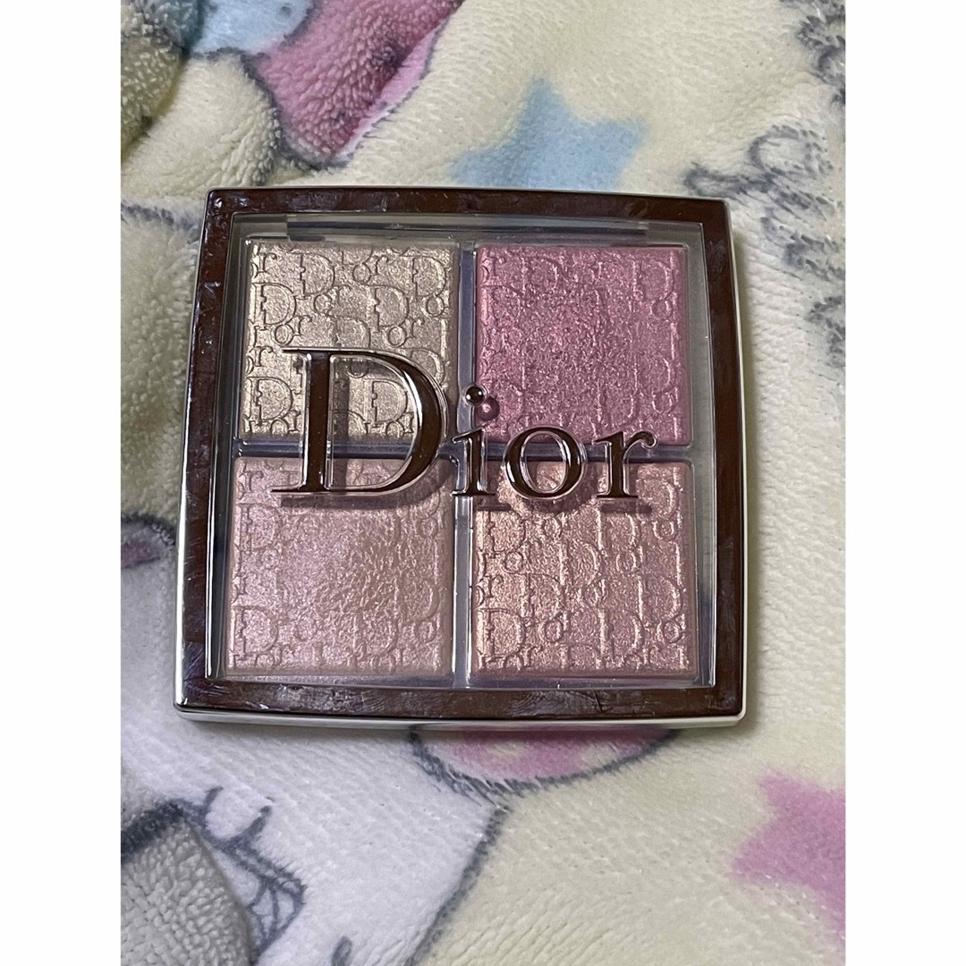 Christian Dior(クリスチャンディオール)のディオール バックステージ フェイス グロウ パレット コスメ/美容のベースメイク/化粧品(フェイスカラー)の商品写真