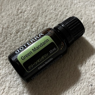 ドテラ(doTERRA)のグリーンマンダリン 15ml【新品未開封】(エッセンシャルオイル（精油）)