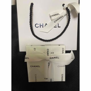 付属品全て付いてます！超美品！CHANEL コンパクトミラー