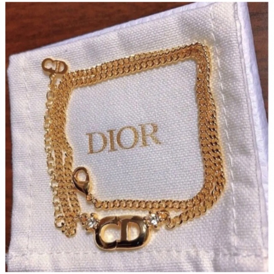 Dior ネックレス ゴールド ロゴ CD シンプル キラキラ ストーン | フリマアプリ ラクマ