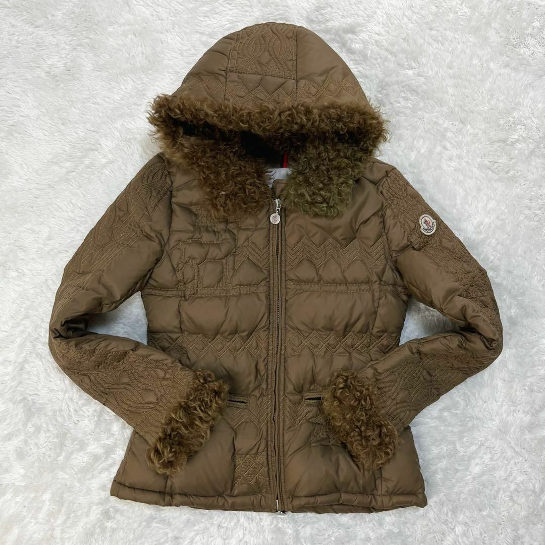 新品タグ付　MONCLER　FATSIALFUR  ファー付きダウンジャケット1