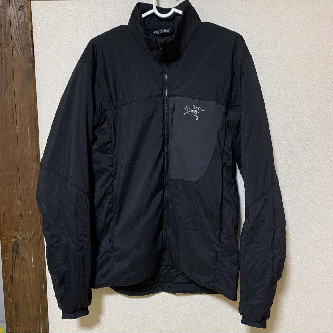 ARC'TERYX(アークテリクス)のアークテリクス プロトンLT ジャケット ブラック メンズのジャケット/アウター(ダウンジャケット)の商品写真