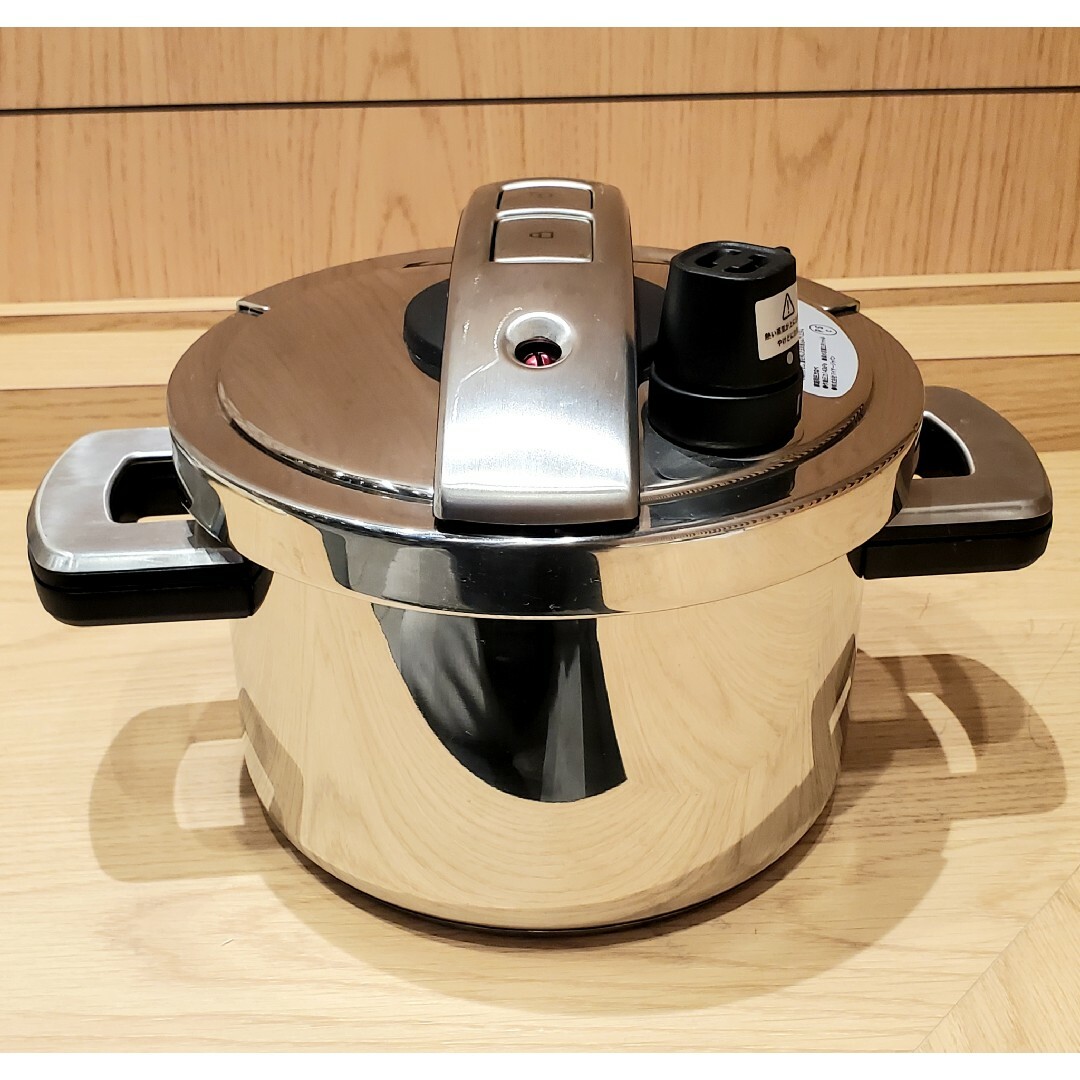 MEYER - Meyer 圧力鍋 ステンレス IH対応 YR-PC4.0Lの通販 by
