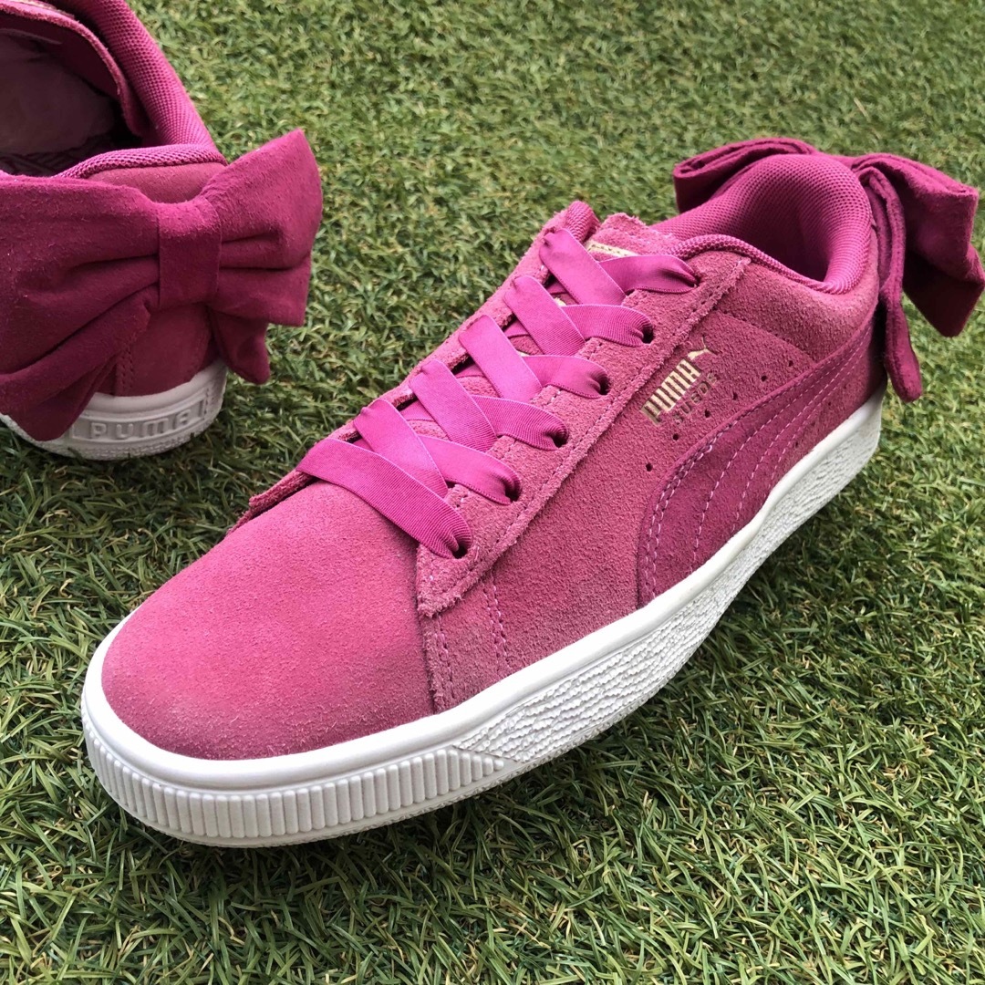 PUMA(プーマ)の美品24.5 PUMA SUEDE BOW スエード ボウ HW428 レディースの靴/シューズ(スニーカー)の商品写真