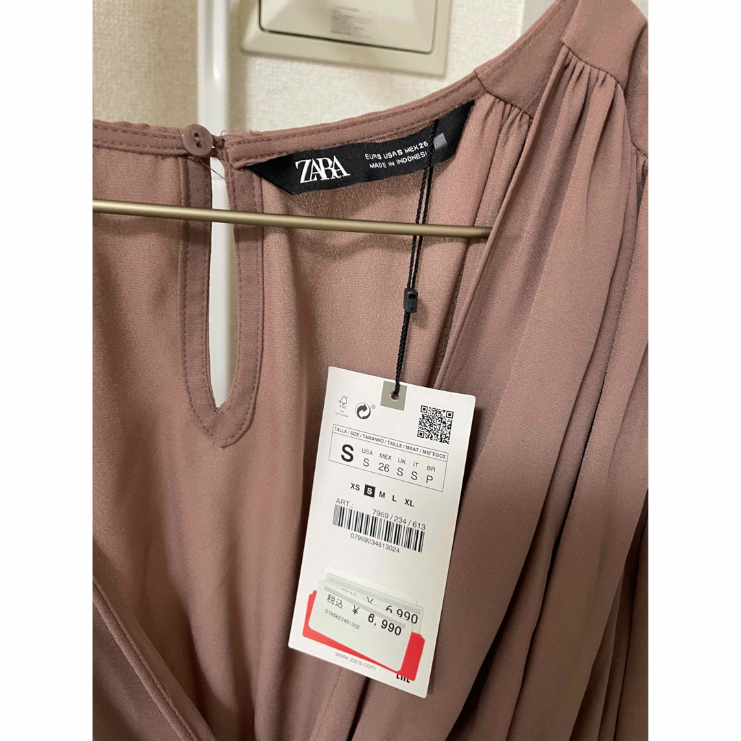 ZARA(ザラ)のZARA Vネックロング丈オールインワン レディースのパンツ(オールインワン)の商品写真