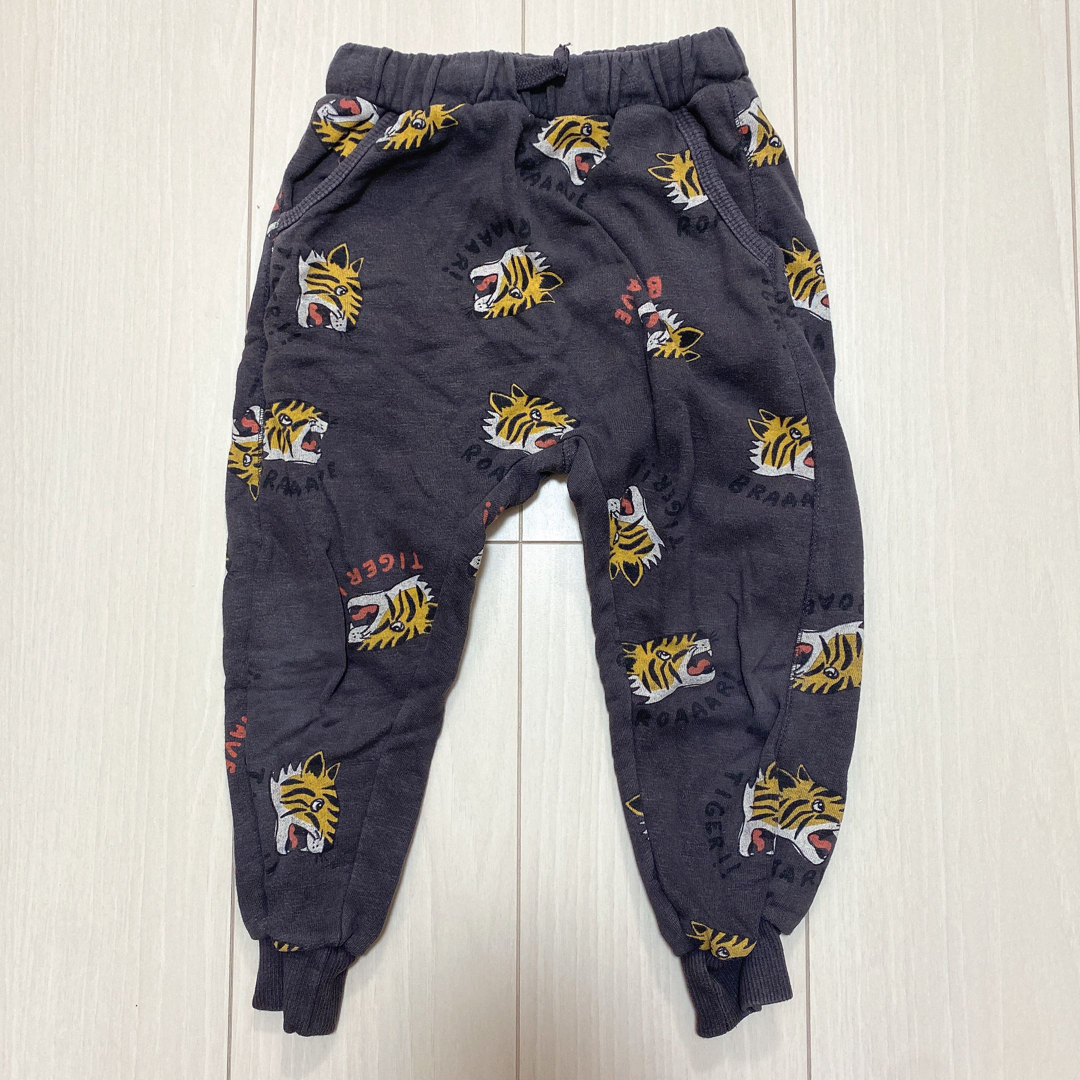 ZARA KIDS(ザラキッズ)のZARA トラ柄スウェットパンツ キッズ/ベビー/マタニティのキッズ服男の子用(90cm~)(パンツ/スパッツ)の商品写真