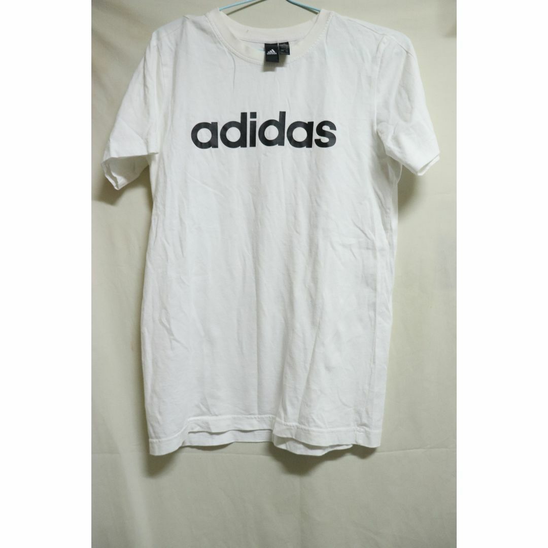 adidas(アディダス)のプロフ必読adidasロゴTシャツホワイト/ブランドシンプル重宝160 キッズ/ベビー/マタニティのキッズ服男の子用(90cm~)(Tシャツ/カットソー)の商品写真