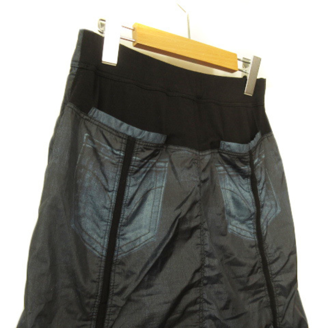 HIROKO KOSHINO(ヒロココシノ)のヒロココシノ HIROKO KOSHINO TRUNK デニム転写 スカート レディースのスカート(ひざ丈スカート)の商品写真
