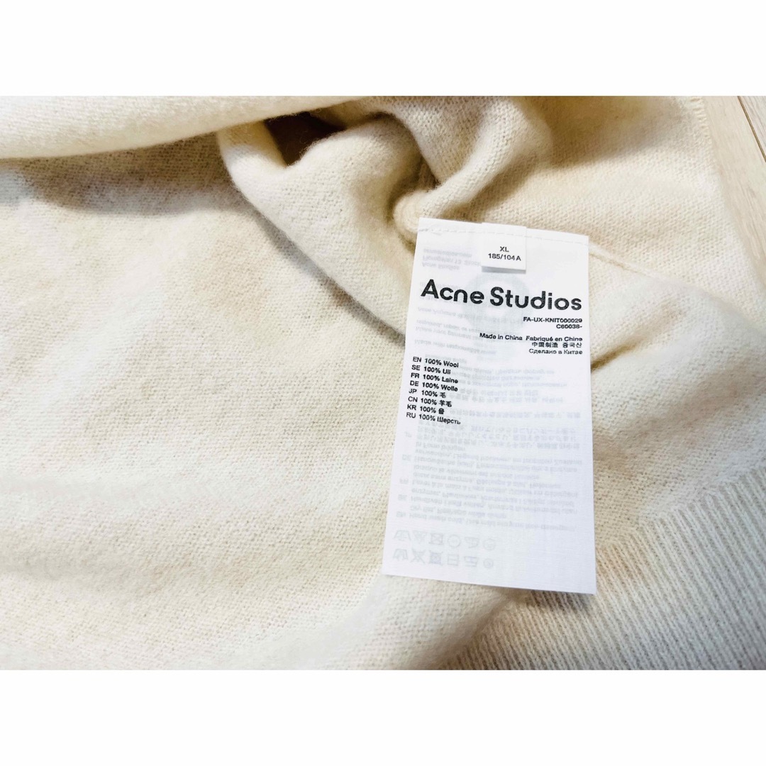 Acne Studios(アクネストゥディオズ)の【新品未使用】ACNE STUDIOS ケブ ウールカーディガン クリーム メンズのトップス(カーディガン)の商品写真