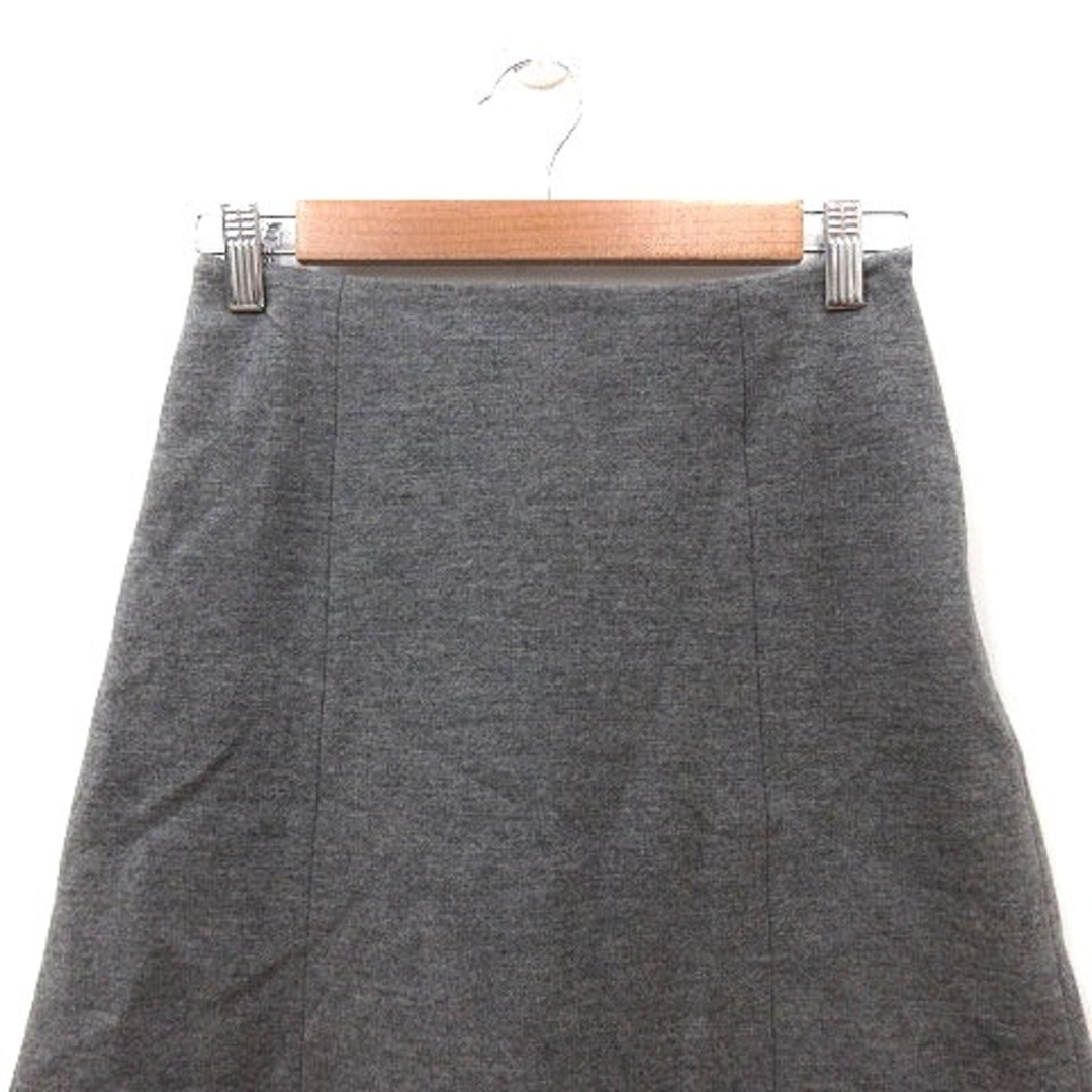 STRAWBERRY-FIELDS(ストロベリーフィールズ)のストロベリーフィールズ 台形スカート ミニ ウール バックリボン 1 グレー レディースのスカート(ミニスカート)の商品写真