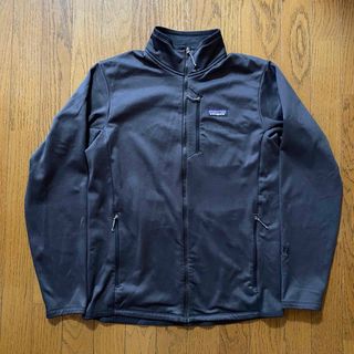 patagonia　パタゴニア　84065　マイクロパフジャケットプルマフィルL