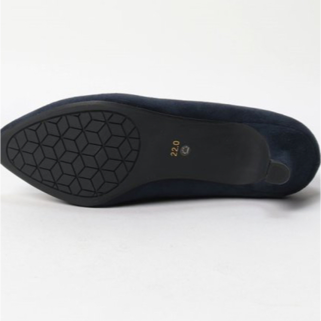 新品✨タグ付き♪ 歩きやすい4.5センチヒール　パンプス  22センチ　大特価 レディースの靴/シューズ(ハイヒール/パンプス)の商品写真