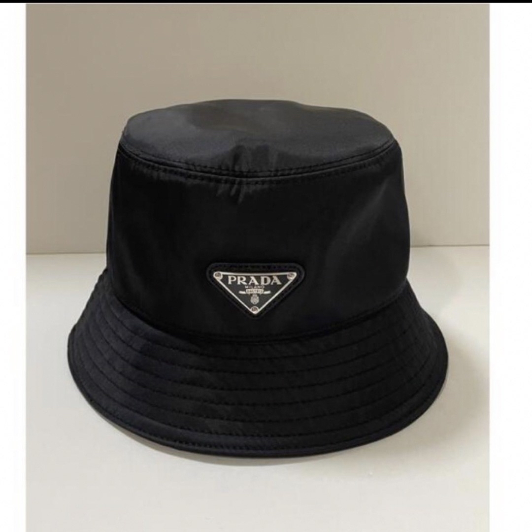 バケット　ハット　バケハ　帽子　PRADA レディースの帽子(ハット)の商品写真