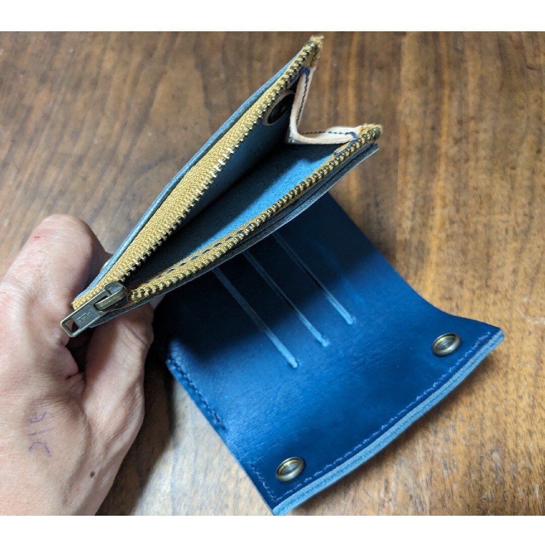 ミニレザーウォレット　三つ折り財布　本革　ハンドメイド　ジャパンブルー メンズのファッション小物(折り財布)の商品写真