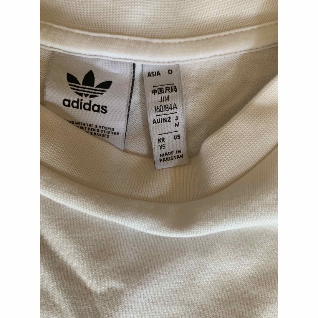 adidas(アディダス)のadidasロンT レディースのトップス(Tシャツ(長袖/七分))の商品写真