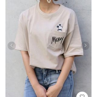 ヴァンスエクスチェンジ(VENCE EXCHANGE)のミッキーinポケット刺繍ビッグtシャツ　ディズニーtシャツ　ミッキー Mサイズ(Tシャツ/カットソー(半袖/袖なし))