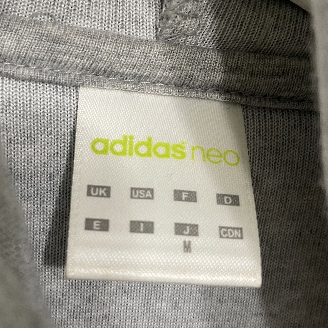 adidas(アディダス)のadidas アディダスネオ　上下　グレー　セットアップ　パーカーM パンツS メンズのトップス(パーカー)の商品写真