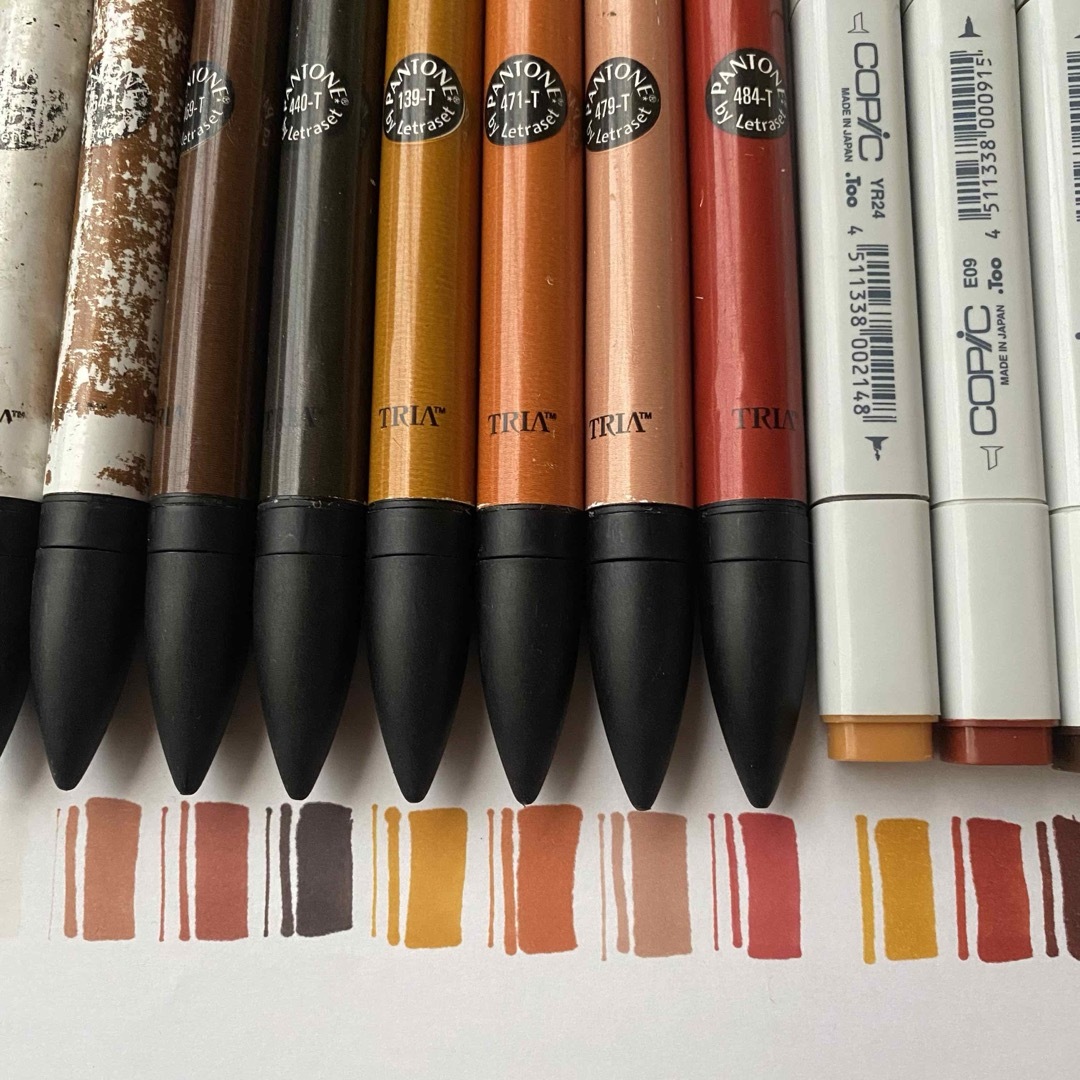 Tria Pantone Marker +COPICセットの通販 by MOSS|ラクマ Tria Pantone Marker +COPICセットの通販 by MOSS|ラクマ