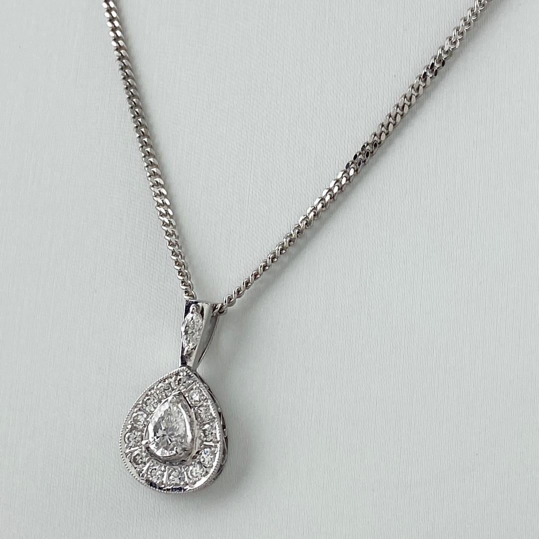 ダイヤモンド デザインネックレス Pt900バイセルネックレス - ネックレス