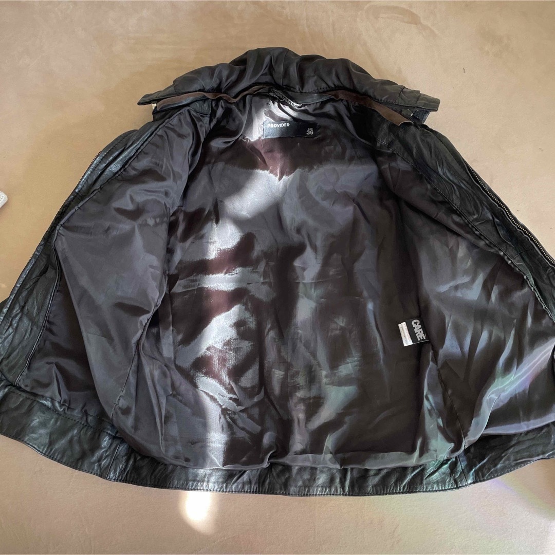 リアルレザー　ジャケット　本革　2way レザージャケット　フード レディースのジャケット/アウター(ノーカラージャケット)の商品写真