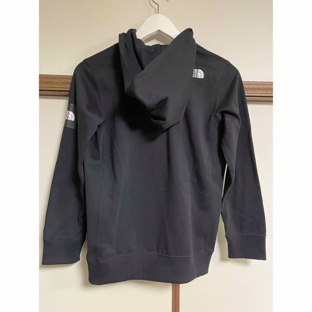 THE NORTH FACE(ザノースフェイス)の【みっさん様専用】The North Face ジップパーカー 150 キッズ/ベビー/マタニティのキッズ服男の子用(90cm~)(ジャケット/上着)の商品写真