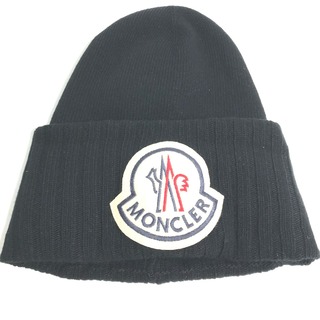 モンクレール(MONCLER)のモンクレール MONCLER ロゴ ビッグワッペン ビーニー 帽子 ニット帽 ニットキャップ ニット帽 ウール ブラック(ニット帽/ビーニー)
