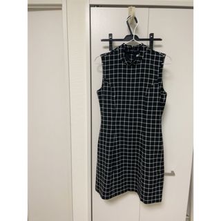 ザラ(ZARA)のZARA 黒ノースリーブワンピース(ひざ丈ワンピース)